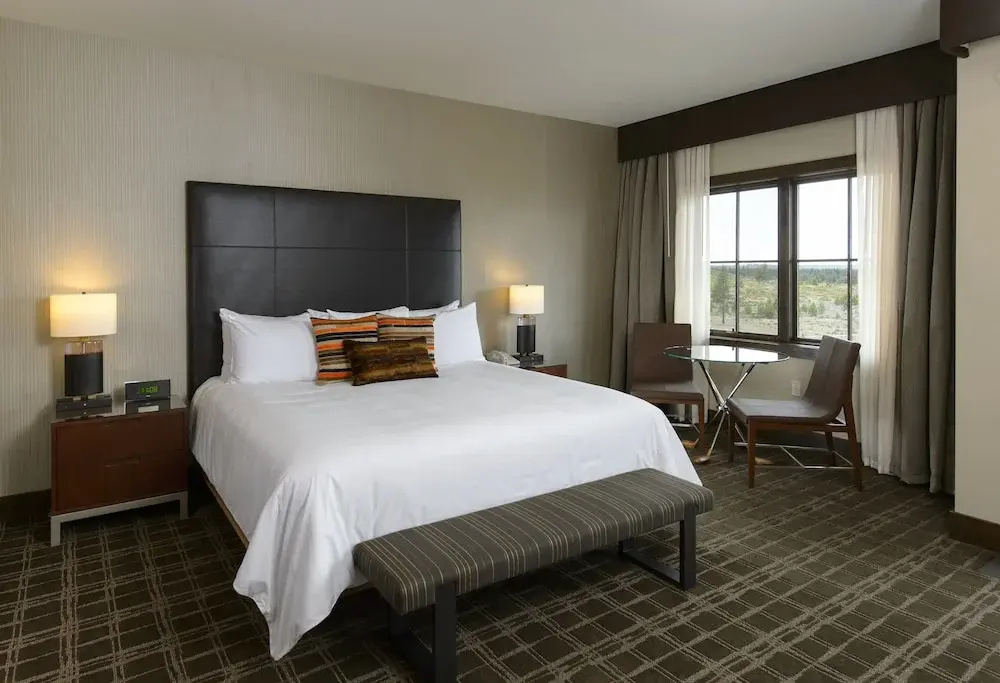 Deluxe Double room with view full double bed