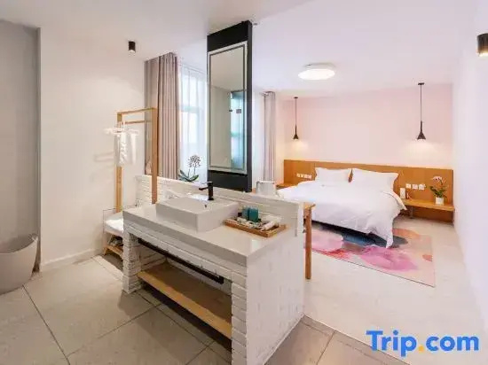 4 Bedrooms Standard room
