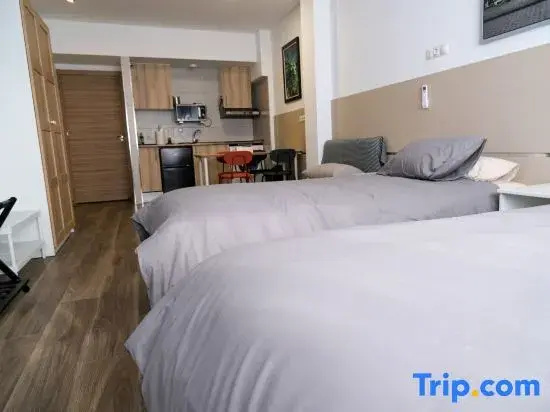 Double Studio (twin beds)