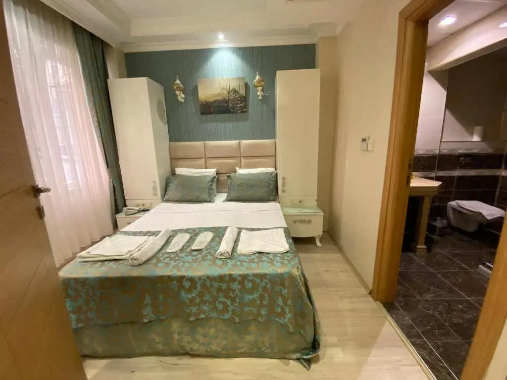 Budget Double room (full double bed)