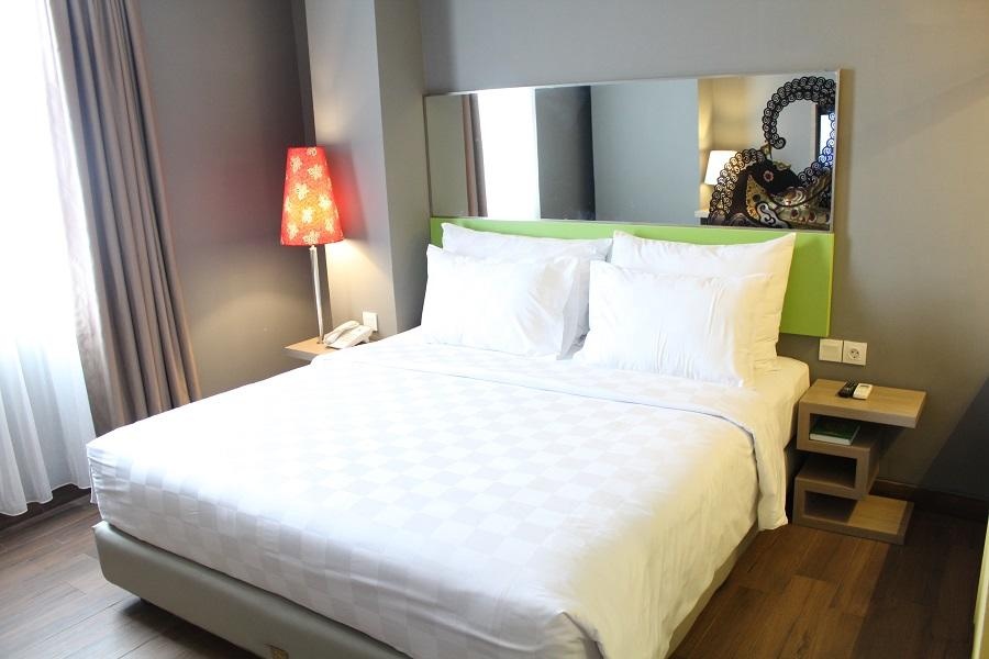 Deluxe room — room photo 2