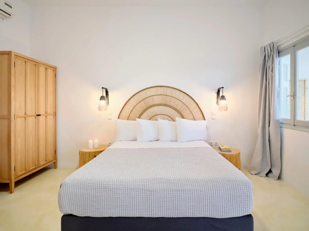 Standard Double room with sea view (full double bed)