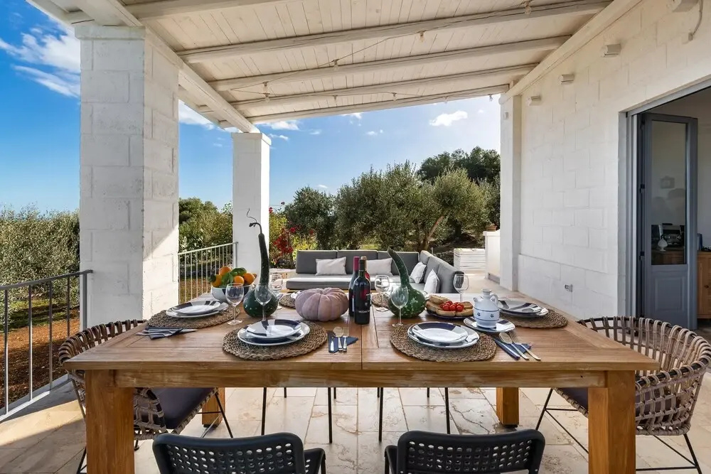 3686 Villa de Bellis by Perle di Puglia