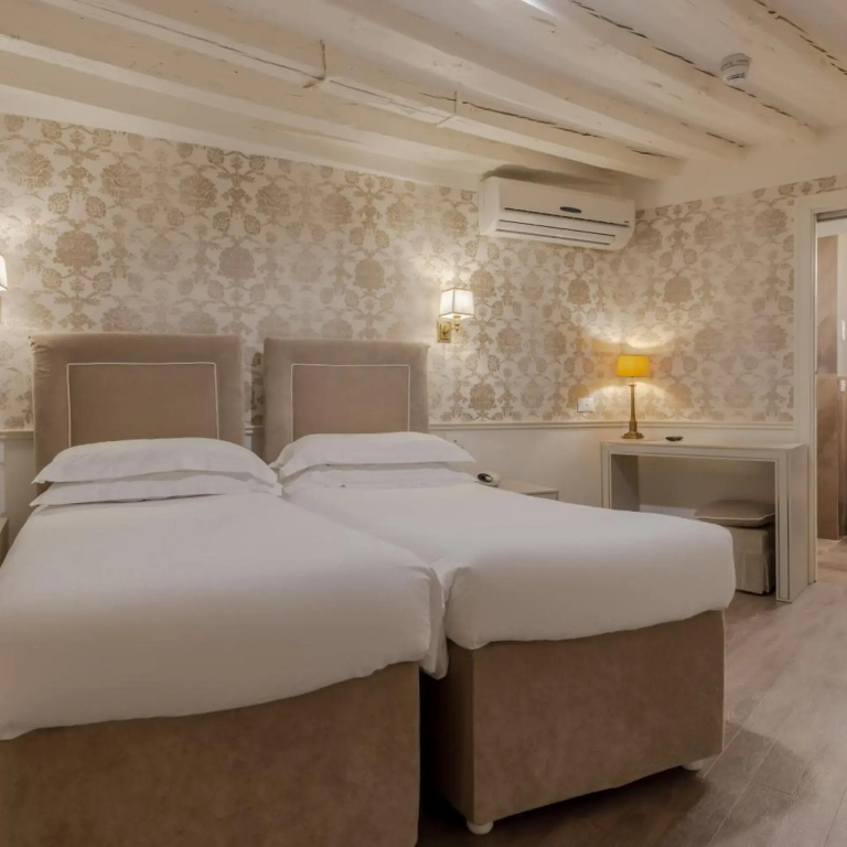 Hotel photo 26
