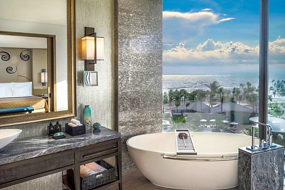 Intercontinental Phu Quoc Long Beach Resort