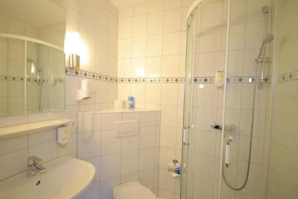 Economy Double room (full double bed)