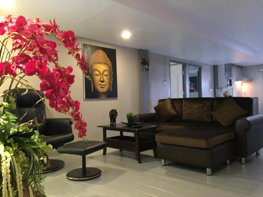 Deluxe Apartment