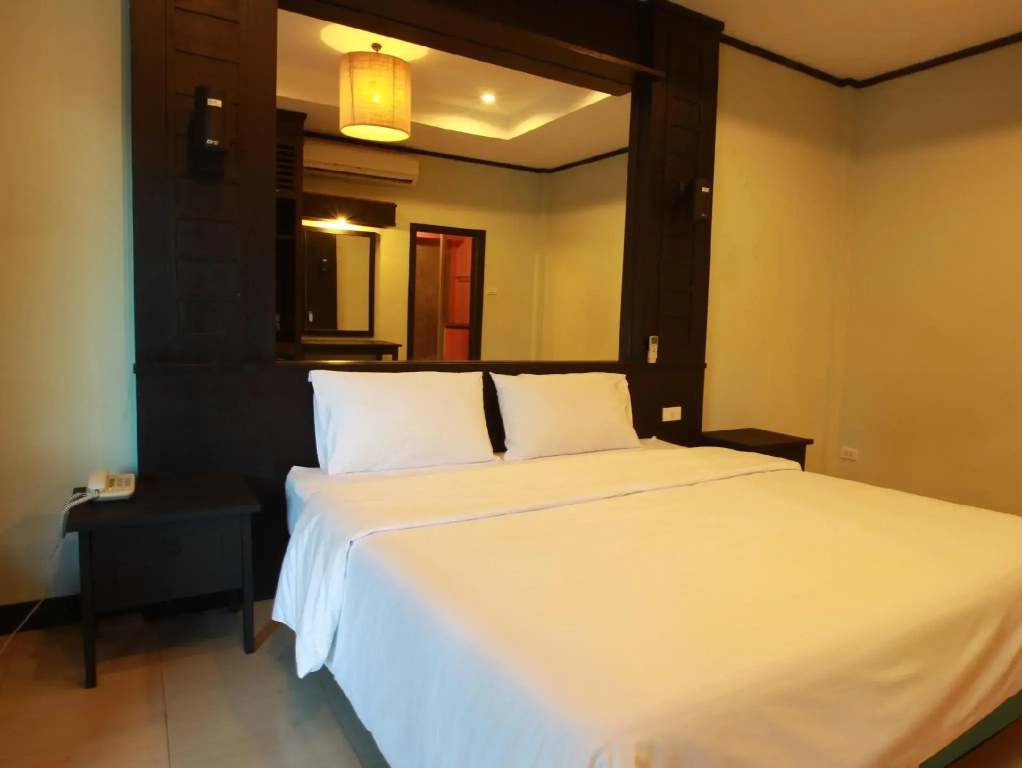 Superior Double room (full double bed)