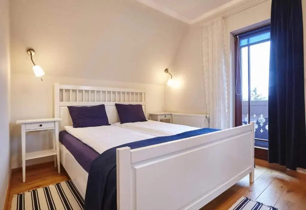 6 Bedrooms Cottage