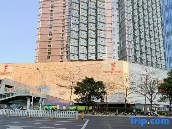 Benz LOFT Seaview Hotel Apartment (Shenzhen Bohai City)