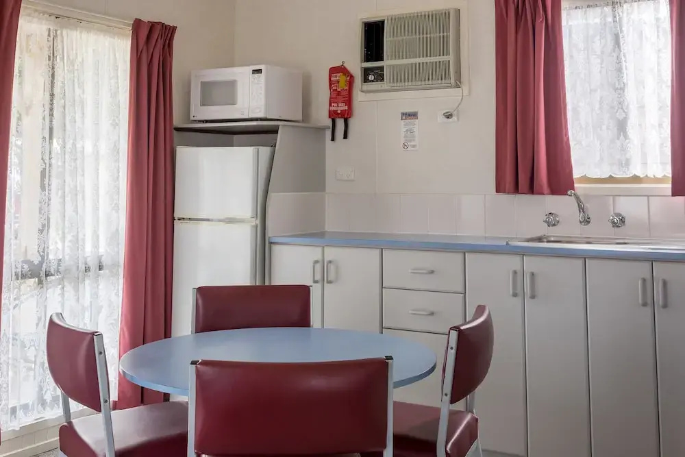 Lake Fyans Holiday Park - Chambres