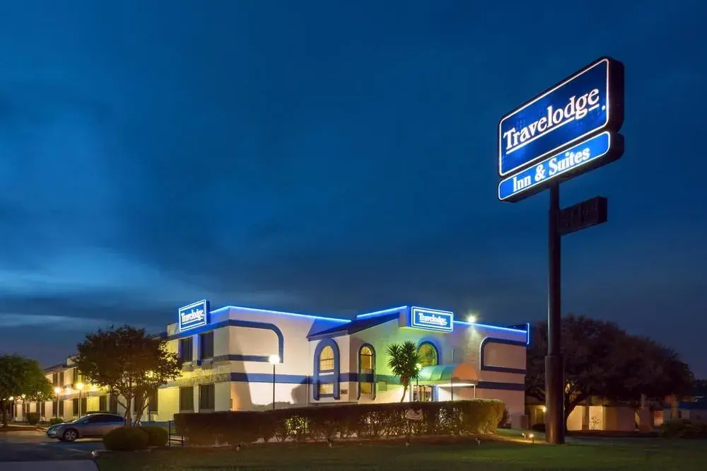SureStay Hotel by Best Western San Antonio Northeast