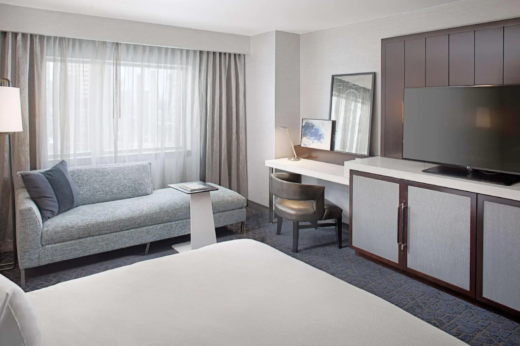 Hilton Boston Back Bay - Tap to explore photos
