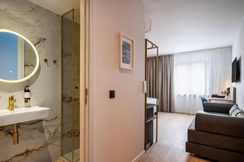 Superior room