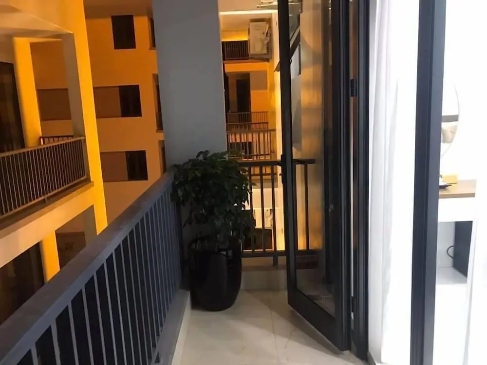 Starway Hotel