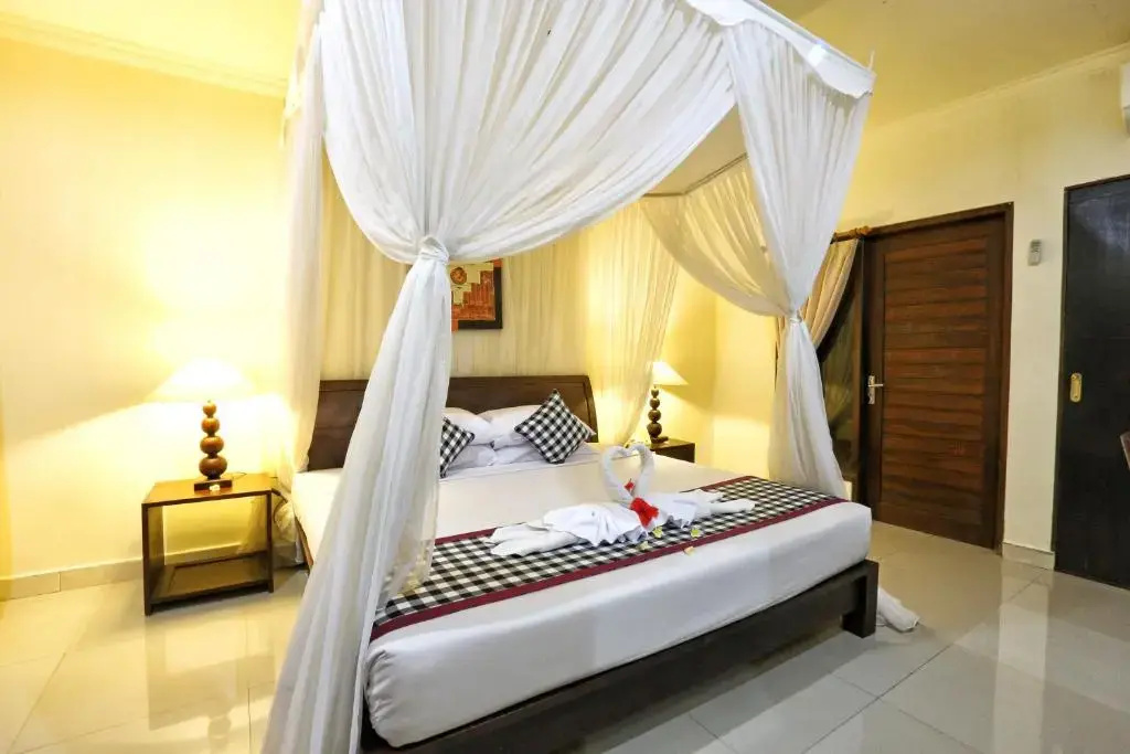 Deluxe Double room with balcony (full double bed)