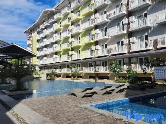 Azur Suites Amani A326 Near Airport Netflix Cozy