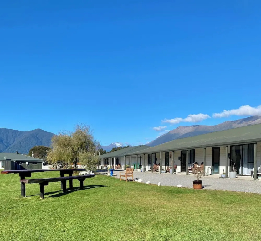 Heritage Park Lodge