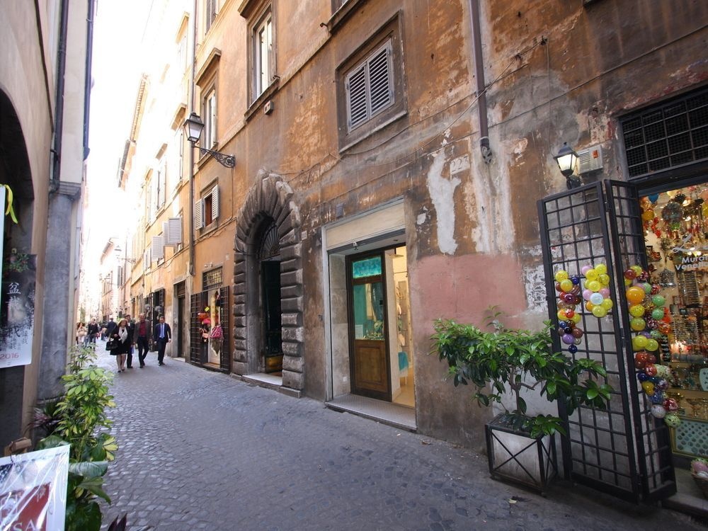 Travel & Stay - Coronari