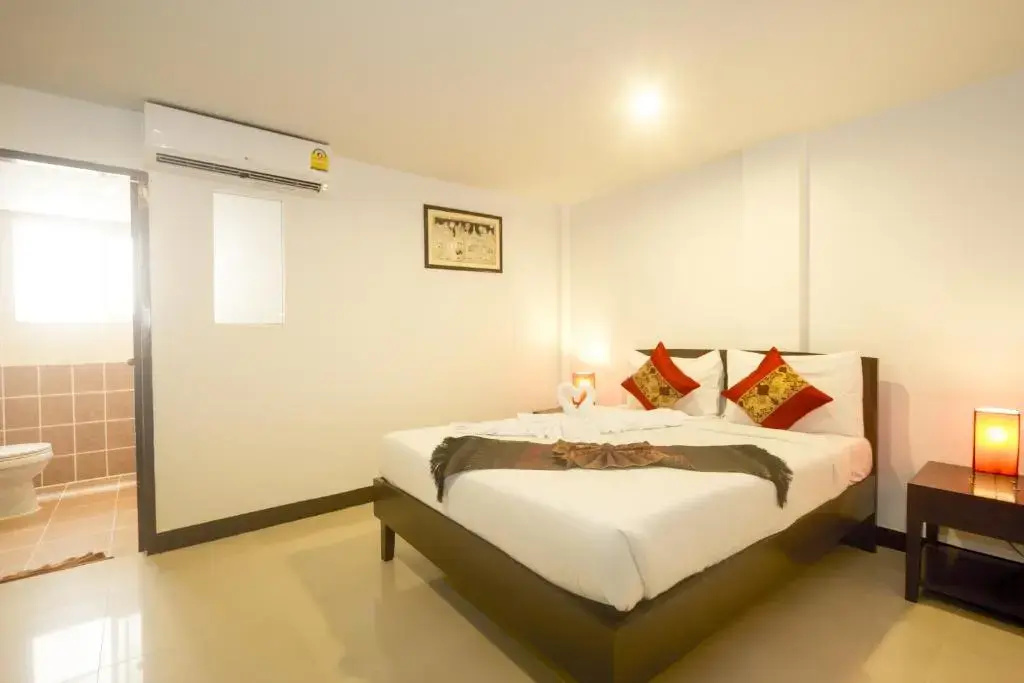 Economy No Window Double room (full double bed)