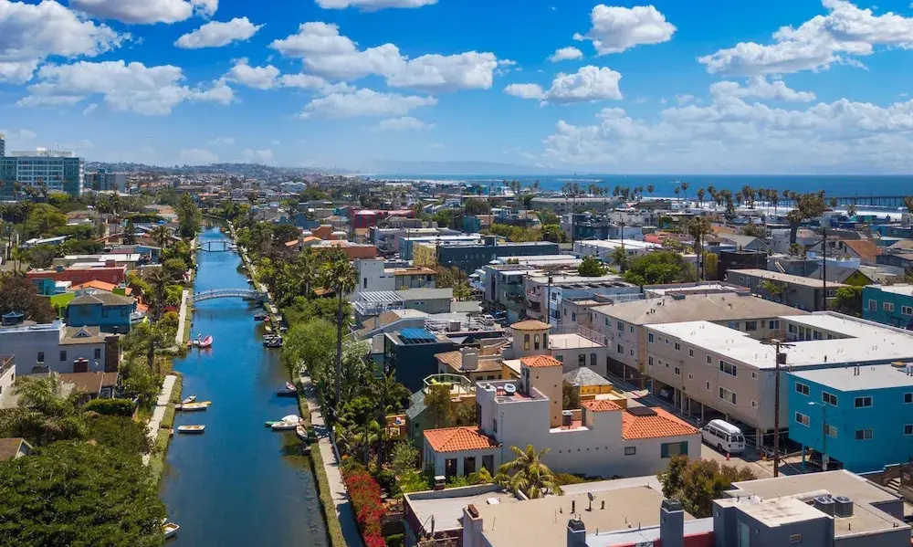 New Listing! Venice Canal-front W/ Pool, Near Beach 5 Bedroom Home - Général