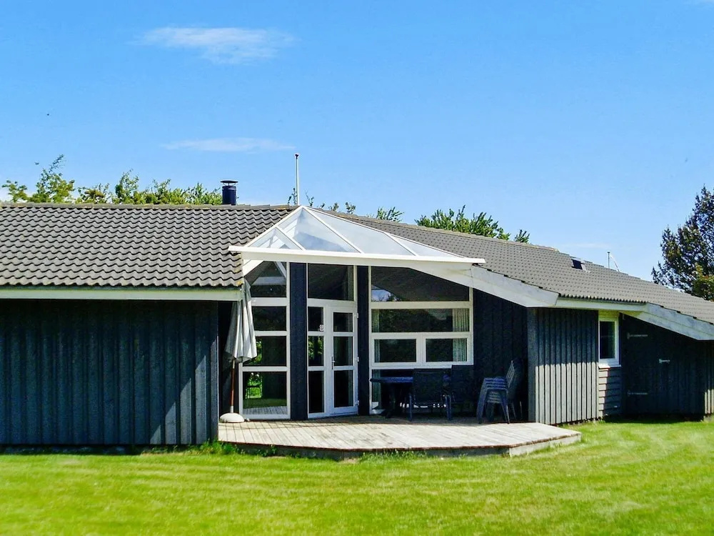 8 Person Holiday Home in Borkop