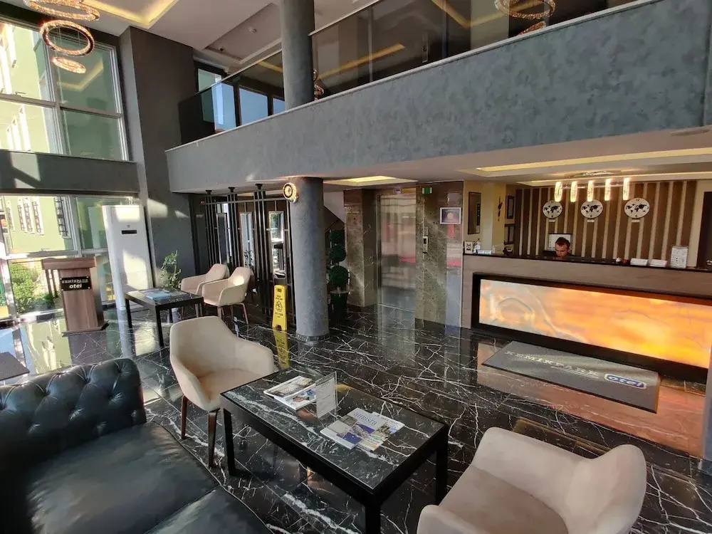 Hotel photo 2