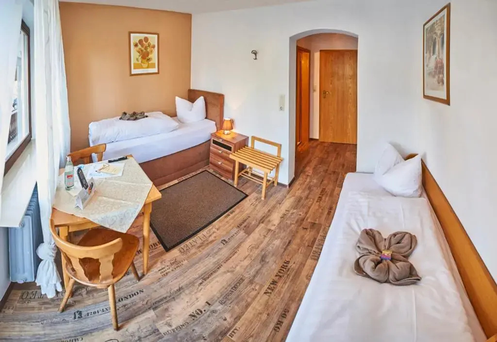 Standard Single room
