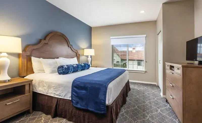 Double Studio (full double bed)