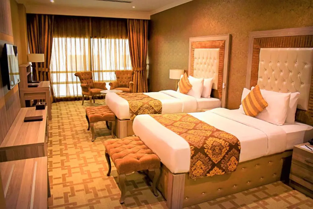 Sapphire Plaza Hotel - Chambres