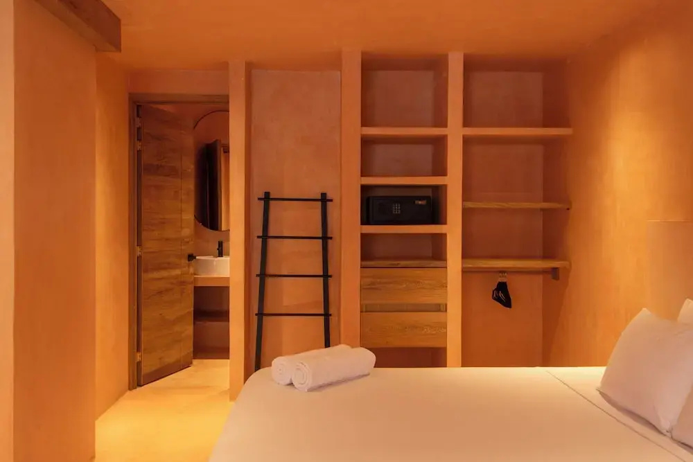 Comfort Double room with pool view (full double bed)