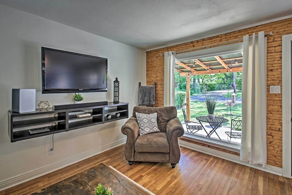 Walk to Oaklawn Racing: Hot Springs Home! — фото 6