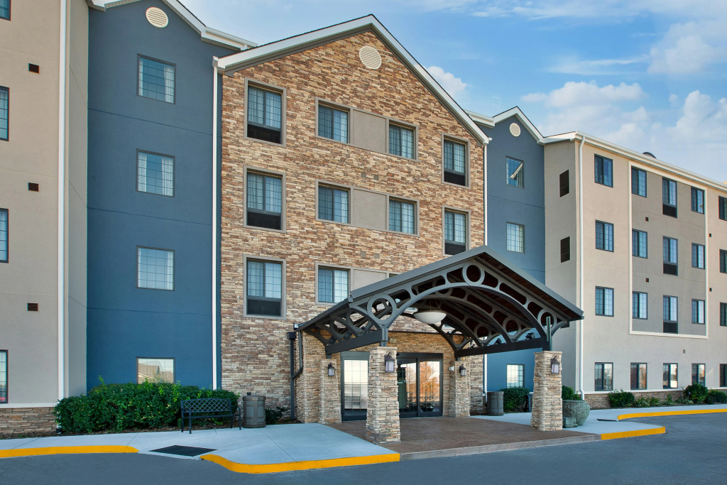 Staybridge Suites Lincoln Northeast by IHG