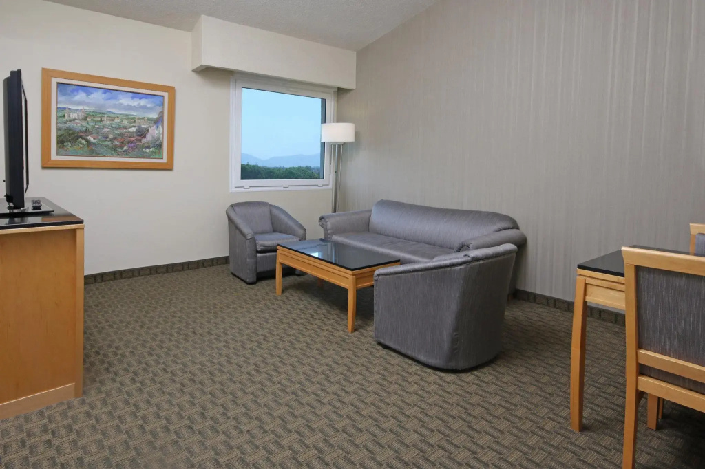 Quadruple Suite