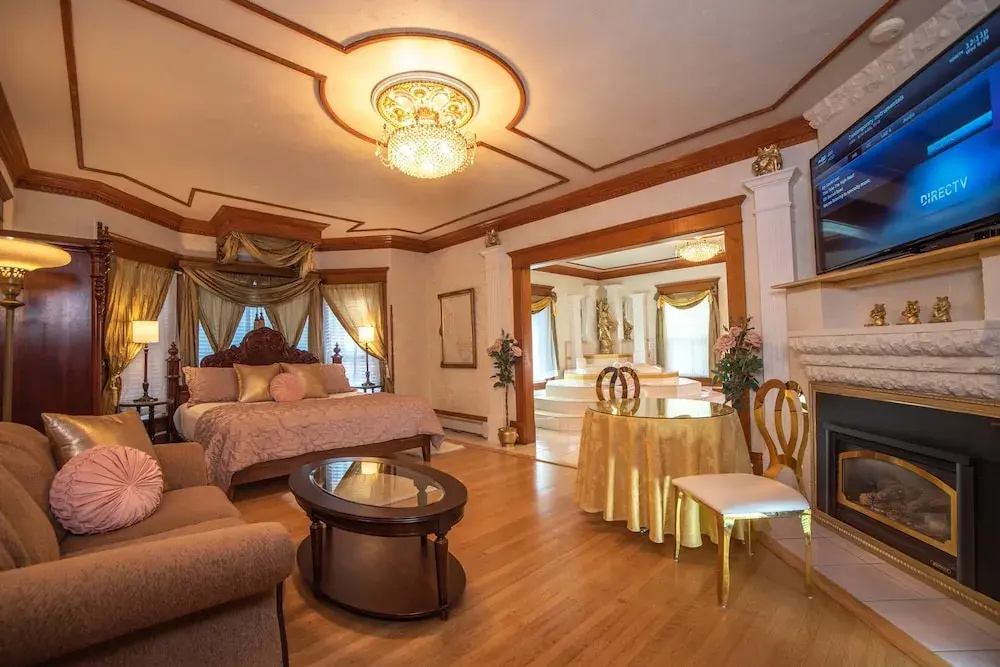 Royal room