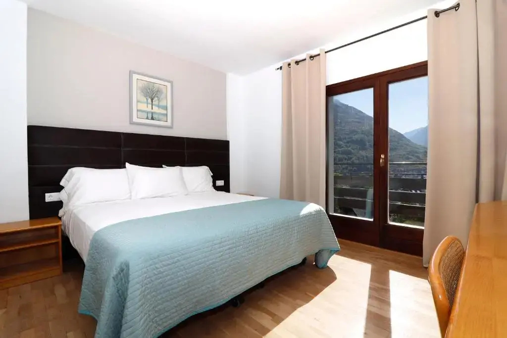 Superior Double room (full double bed)