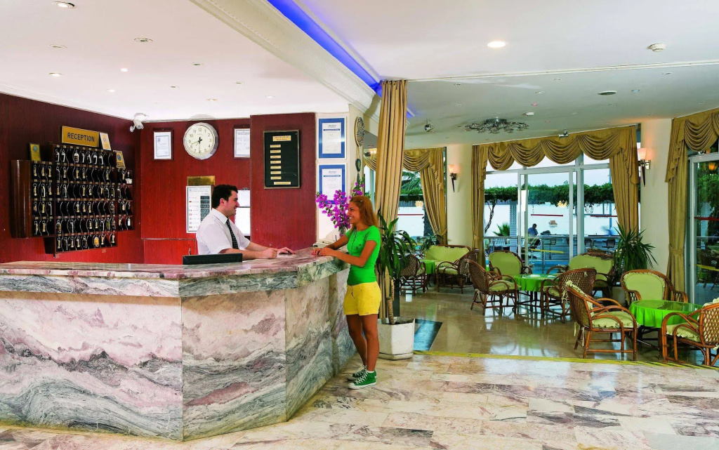 Orion Beach Hotel - Général