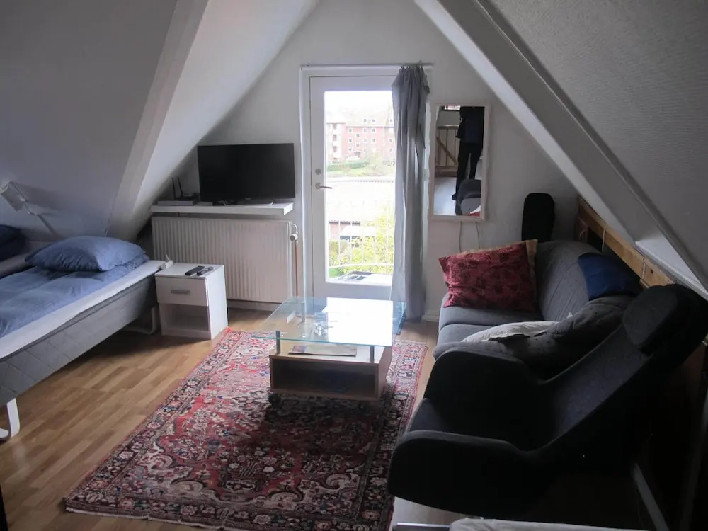 Comfort room