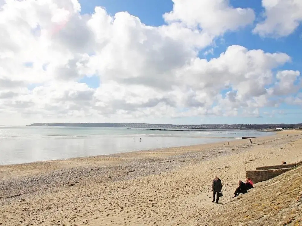 Beach & Waterfront