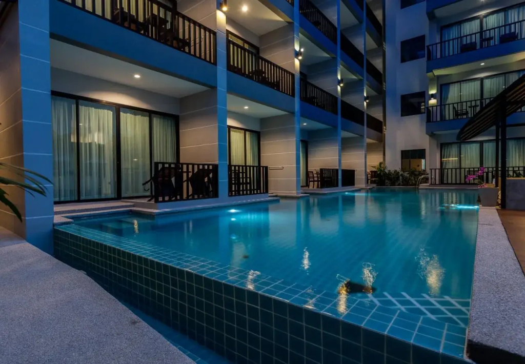 Pool