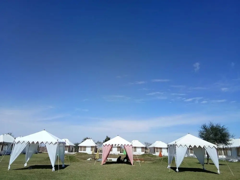 Camp e Khas