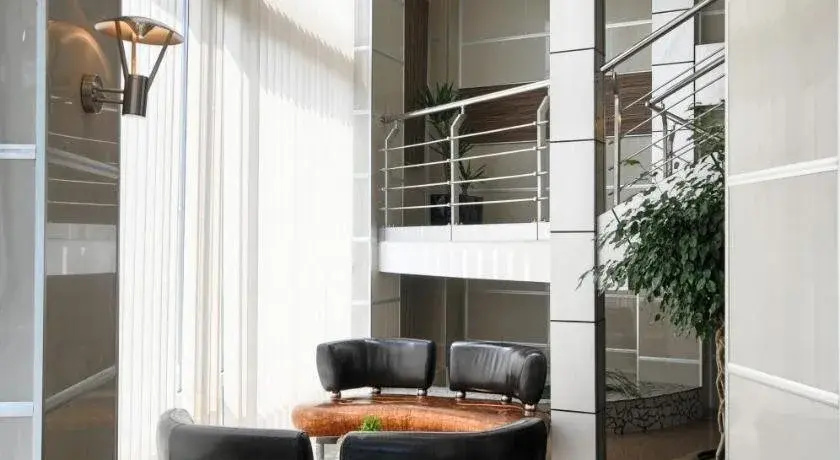 Balcony & Terrace