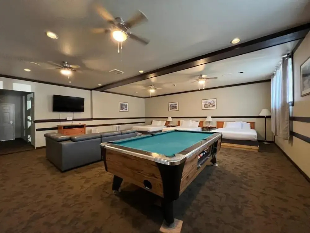 Deluxe Suite