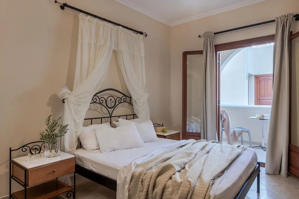 Standard room with balcony