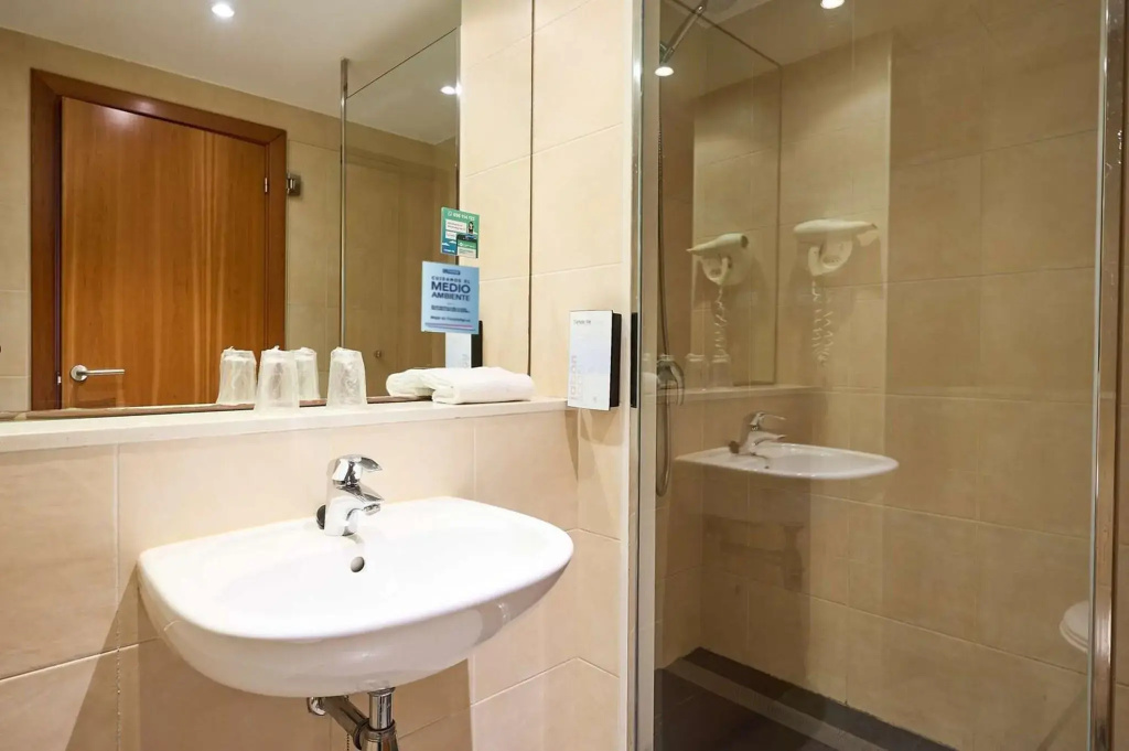 Travelodge BCN Cornella Fira Hotel - Général