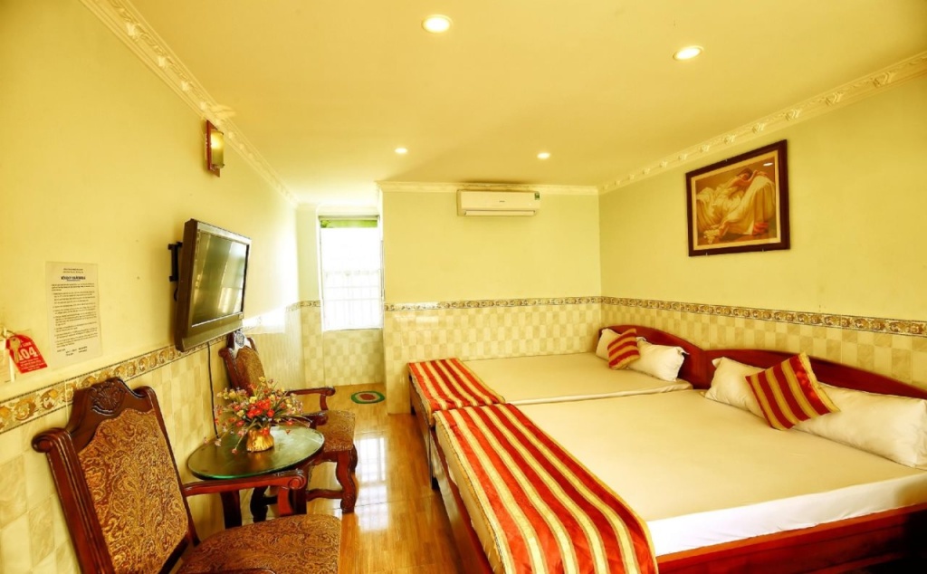 Hoang Linh Hotel — 4