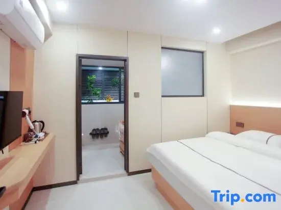 Superior Double room (full double bed)