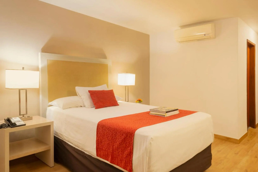 Hotel Stanza — 3
