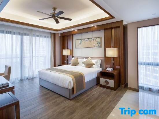 Люкс Superior с 3 комнатами с видом на море в Jinghai Hotel & Resort