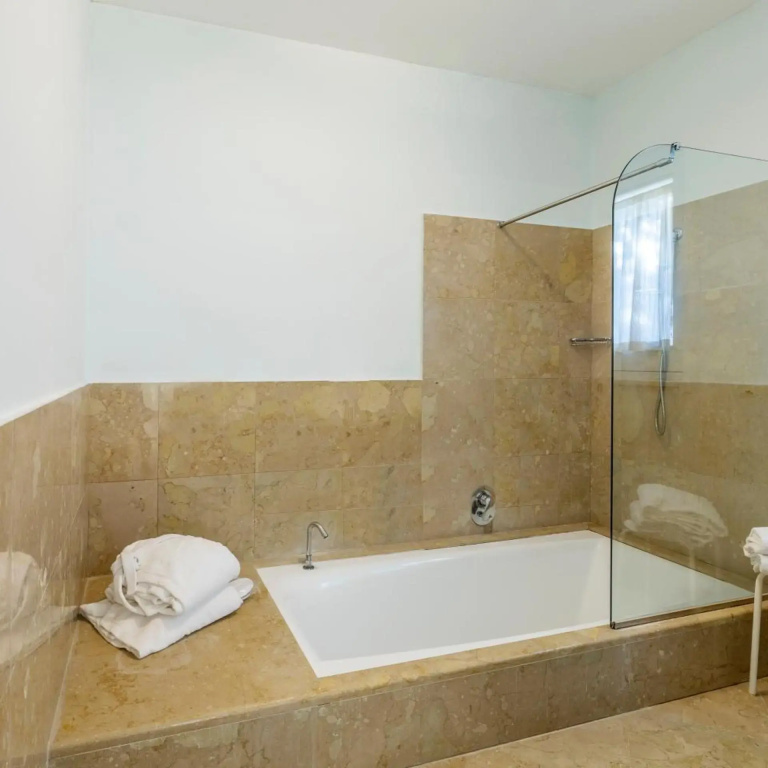 Hotel photo 32